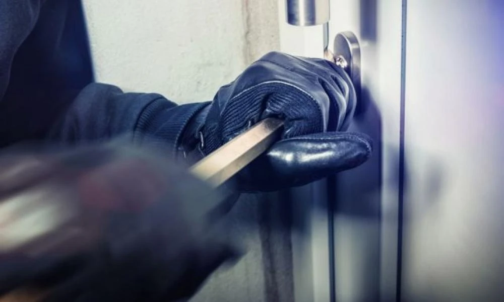 Στη Θεσσαλονίκη βρέθηκε ο πιο... ιδιαίτερος διαρρήκτης